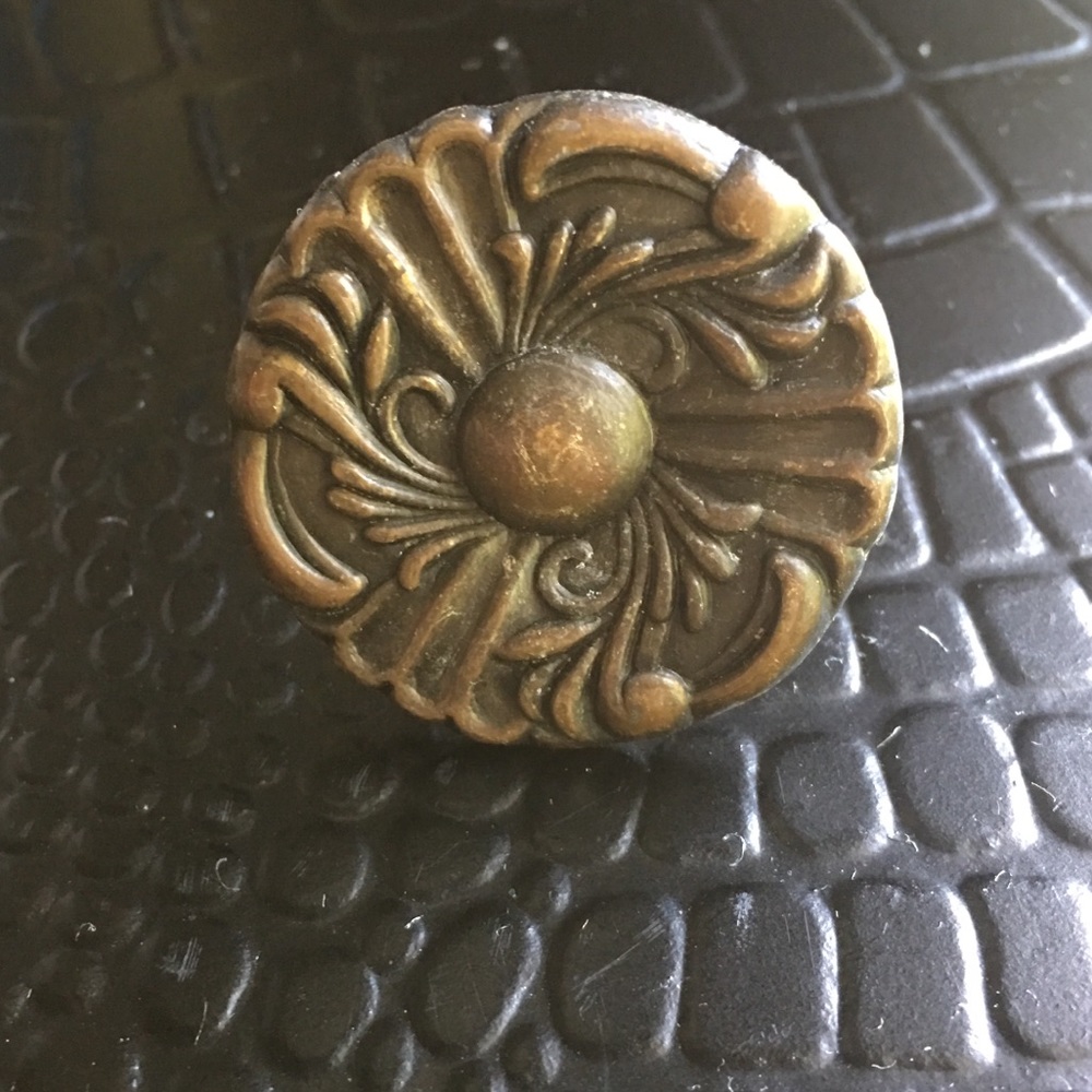 Vintage drawer pulls. Set of 2.